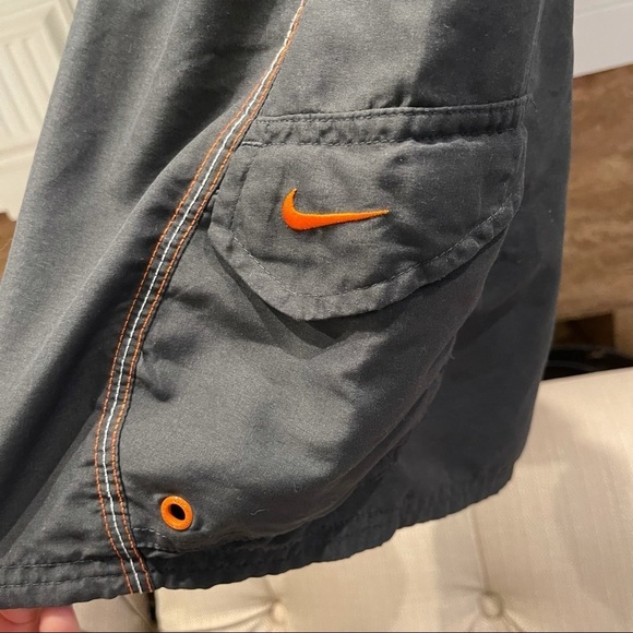 Men’s Nike Swim Trunks Board Shorts Pockets Mesh Lining Gray/ORANGE - Picture 3 of 8